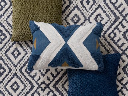 Декоративная подушка Tkano Ethnic с объемным узором 40х60