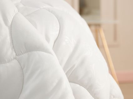 Одеяло Lite Flex Duvet всесезонное 389