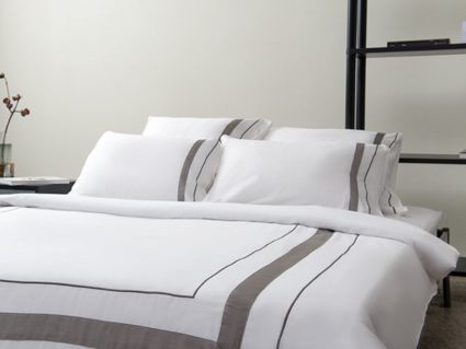 Наволочка Tkano Essential белая с серым кантом 2 шт. 50х70